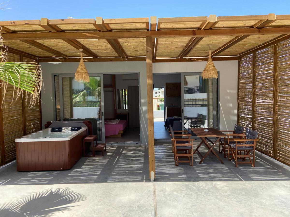 Blue Aegean Hotel & Suites Gouves Exterior foto